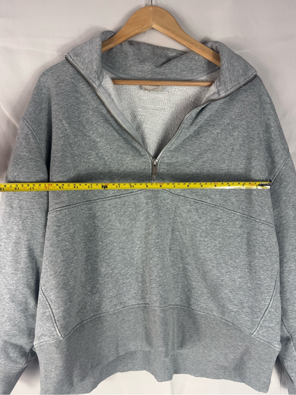 Everlane Light Grey Half-Zip Pullover Sweatshirt - Picture 3 of 9